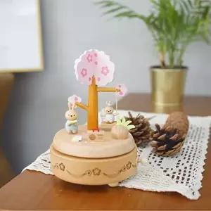 벚꽃나무 토끼 우드 오르골 카페 크리스마스 선물 (KYR-W9A8833)