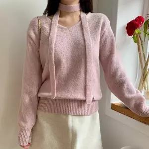 [하프클럽/다잇템]여자 목도리 V넥 롱슬리브 스웨터 티셔츠