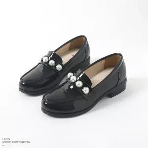 쁘띠 펄 스터디드 키즈 주니어 학생 국산 결혼식 정장 여아로퍼