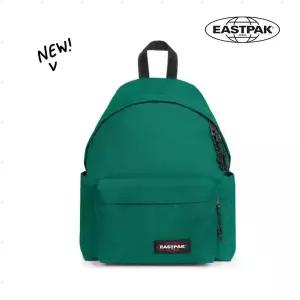 갤러리아 이스트팩 데이팩 24L14인치노트북백 PINENEEDLE GREEN EQABA01 7Y4