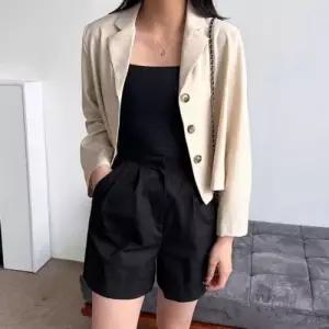 봄자켓 봄자켓 크롭 재킷 볼케인 숏자켓 향수 WFLQVQW