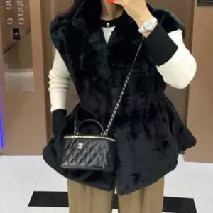 [하프클럽/]여성 따뜻한 인조 퍼 하이넥 민소매 베스트