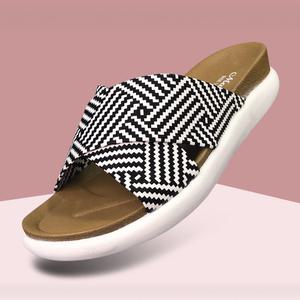 마마슈 마신꼬 여성 국산 슬리퍼 X스트랩 모던 패션 쿠션 여름 휴가 바캉스 회사 사무실 실내외 논슬립