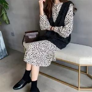 [오노마] ONM 빅카라 패턴 케이프 루즈핏 롱원피스 데일리 패션코디 (S8649921)