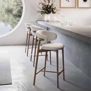 원목 예쁜 편한 식탁의자 오크 흔들리는 모양 편안한 호두 하이엔드 공간 홈스테이