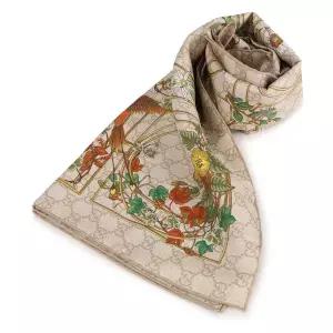 [구찌] 프린트 실크 트윌 까레 777066-3G001-9300