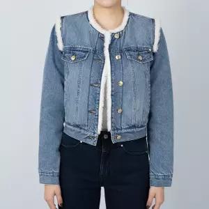 게스 여성 청자켓 뽀글이 믹스 데님 자켓 미디엄블루 YO4D6878
