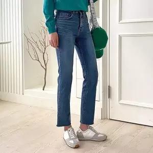 [하프클럽/셀러허브_여성트랜드패션]Augentropfen 일자 데님 여성큰옷 팬츠