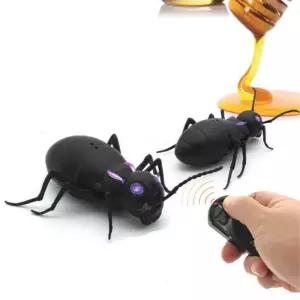 적외선 무선조종 자이언트 개미 키덜트토이 어린이장난감 움직이는인형 동물모형완구
