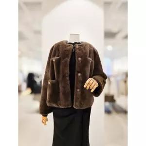 아이잗컬렉션 [파주점] 버튼 포인트 페이크 퍼 자켓 CRCAFSF01