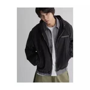 에잇세컨즈 8SECONDS 라이트 패디드 워크 후드 재킷 블랙 225X39EQ15 123847