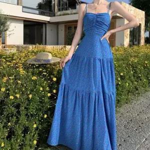 잔플라워 패턴 백라인 트임 리본스트링 끈나시 원피스 WE6B952