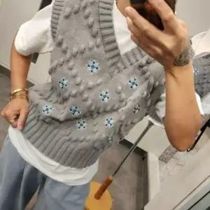 ( )겨울조끼 겨울 브이넥 여성니트티 가을 니트 여 여성 니트 간절기 겨울 티 가을 조끼