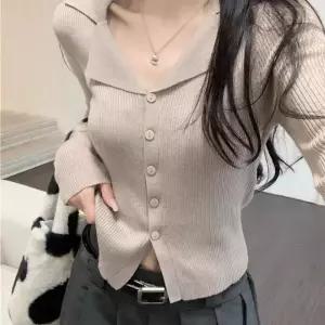 [라일리여성의류] Rly 여리핏 골지 카라 니트 가디건 브이넥 슬림핏 데