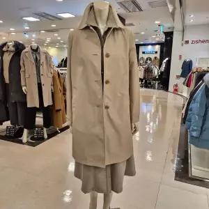 [하프클럽/BCBG]BCBG 비씨비지 봄25 트니 트렌치코트  B5A1N702