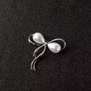 다이아몬드 코트 리본 옷핀 예쁜 브로치 패션 매너핀 리본옷핀