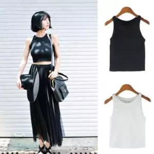 [라일리여성의류] Rly 쏨 컴포트숏탑 민소매티 탱크탑 크루넥 크롭탑 배