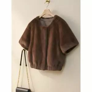 [하프클럽/샵앤]여성 노카라 하프소매 페이크 밍크 퍼 방한 자켓 DGB-WJP-5049-브라운