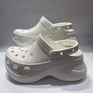 [크록스] 베이 클로그206302-100