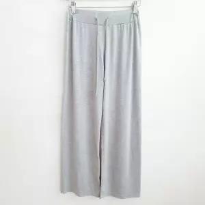 몰리트레이닝면일자팬츠 DKJ985M403 빅사이즈 사이즈에서 자유로운 그녀~