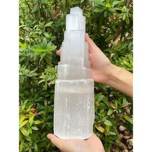 GAF 트레저스 셀레나이트 마천루 타워 라이트 u2013 내추럴 화이트 힐링 크리스탈, 사이즈 6