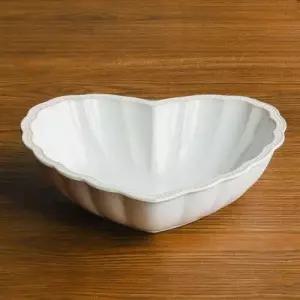 엔틱한 분위기 도자기 그릇 하트샐러드볼 26cm WFH3UA4