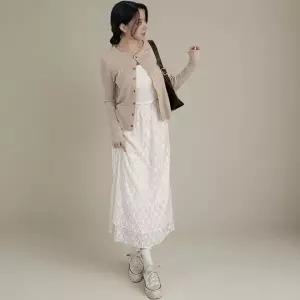 [하프클럽/]여성 면혼합 밴딩 플라워 레이스 중간 길이 롱스커트