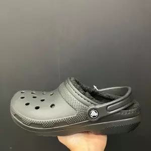 [편집샵 에스마켓]CROCS CLASSIC LINED CLOG 203591-060 060_DJ