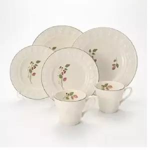 Wedgwood 웨지우드 페스티비티 라즈베리 6P 접시 머그 세트