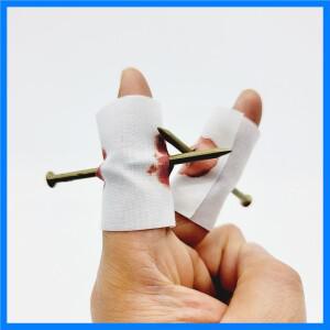 1-5PCS 손가락 장난 장난감을 통해 가짜 손톱 어린이 참신 마술 친구 할로윈 공포 트릭 농담 장난감 실용