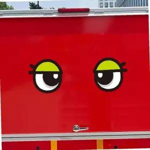 졸음운전방지 210x210mm 자동차스티커 왕눈이 11