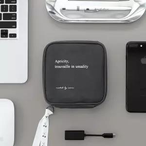 아이코닉 코트니 케이블파우치 팬시용품 aso5+9bWw