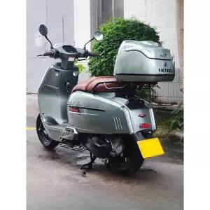 빅토리아니키 탑박스 125 300 테일 실버 오토바이 수납 블랙