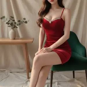 [신세계라이브쇼핑][옷자락] 여성 벨벳 셔링 미니 원피스 파티용 겨울 연말용