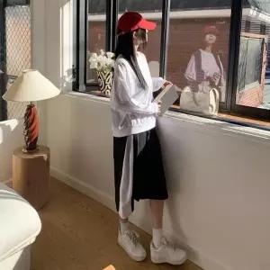 [다잇템] 여자 고무줄 빅사이즈 트랙수트 핀턱 면혼방 콘트라스트 하프팬츠