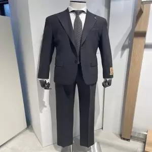 [지이크](센텀시티점)25S/S지이크 말링앤에반스 영국 수입원단(모100%) 그레이수트(PKJ2006GY)