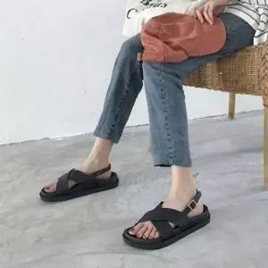 [하프클럽/]여성 샌들 끈 스포츠 키높이 필수템 푹신한 낮은굽