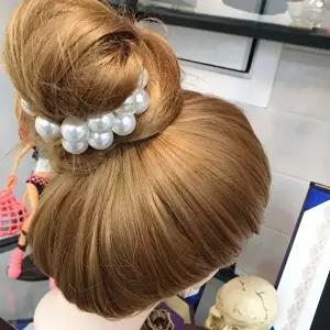 여성헤어홀더 당고머리끈 진주머리밴드 우아한 머-WFIZU7C