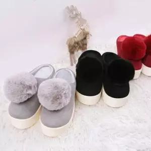 [라일리] Rly 밍크방울 통굽 슬리퍼 신발 겨울 방한 털 기모