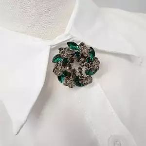 큐빅 브로치 여성 코사지 꽃모양 장식 면접 입학식 선물 졸업식 빈티지