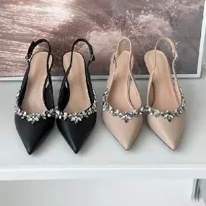 소가죽 스트랩 슬링백 여성 펌프스 특별한 무드 5FWY