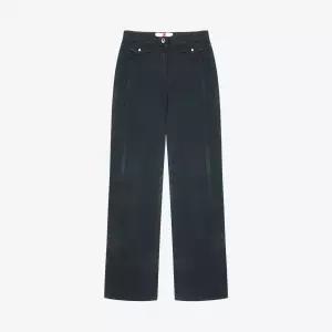 [베스띠벨리]스키니 자수 데님 팬츠 ( BKPKE2276 )