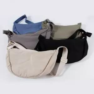 반달 크로스백 여행용 미니 가방 여성 나일론 방수