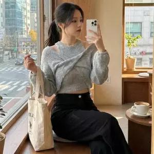 여자 봄 가을 레이어드 꼬임 니트 홀터넥 세트