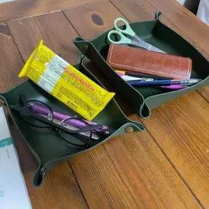 리모컨 악세사리 가죽 데스크 트레이 수납 정리함