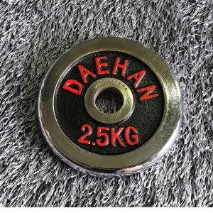 3중 크롬도금 바벨 원판 2.5kg 1장 가격입니다. 덤벨 아령