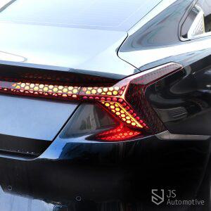 K8GL3 후면 트렁크 육각 리어램프 보호 패널 튜닝필름 가드 간편부착 악세사리 장식용품