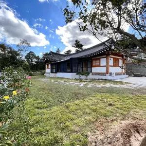 노블리안형산독채한옥풀빌라