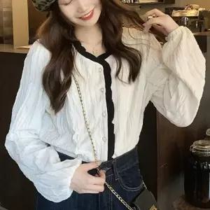 러블리주름블라우스 예쁜단추프릴 데이트 데일리 여성