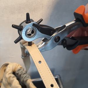 6가지 크기 가죽벨트 구멍 뚫는 회전형 펀치 펀칭기 가방끈 혁띠 허리띠 시계줄 타공기